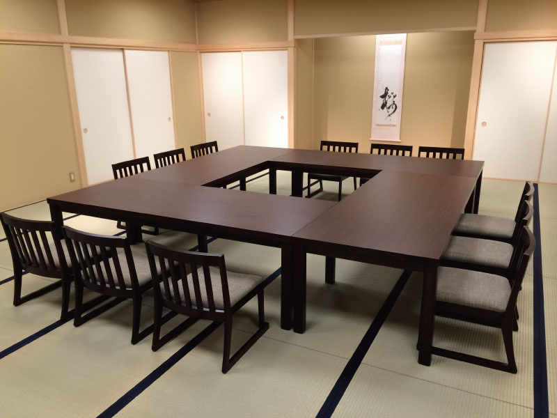 社内会議-2